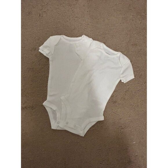 2 pc Carters White Onesie - 6 month - Picture 1 of 2